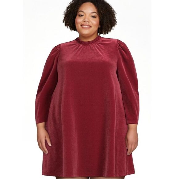 Velvet Ruffled Neck Dress - Picture 7 of 8